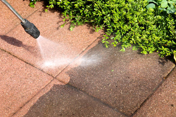 Garage Pressure Washing in Lamar, MO